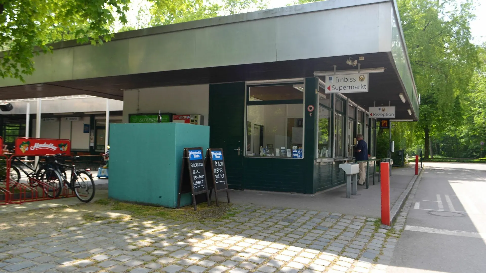 Munich Oktoberfest Glamping Hotel