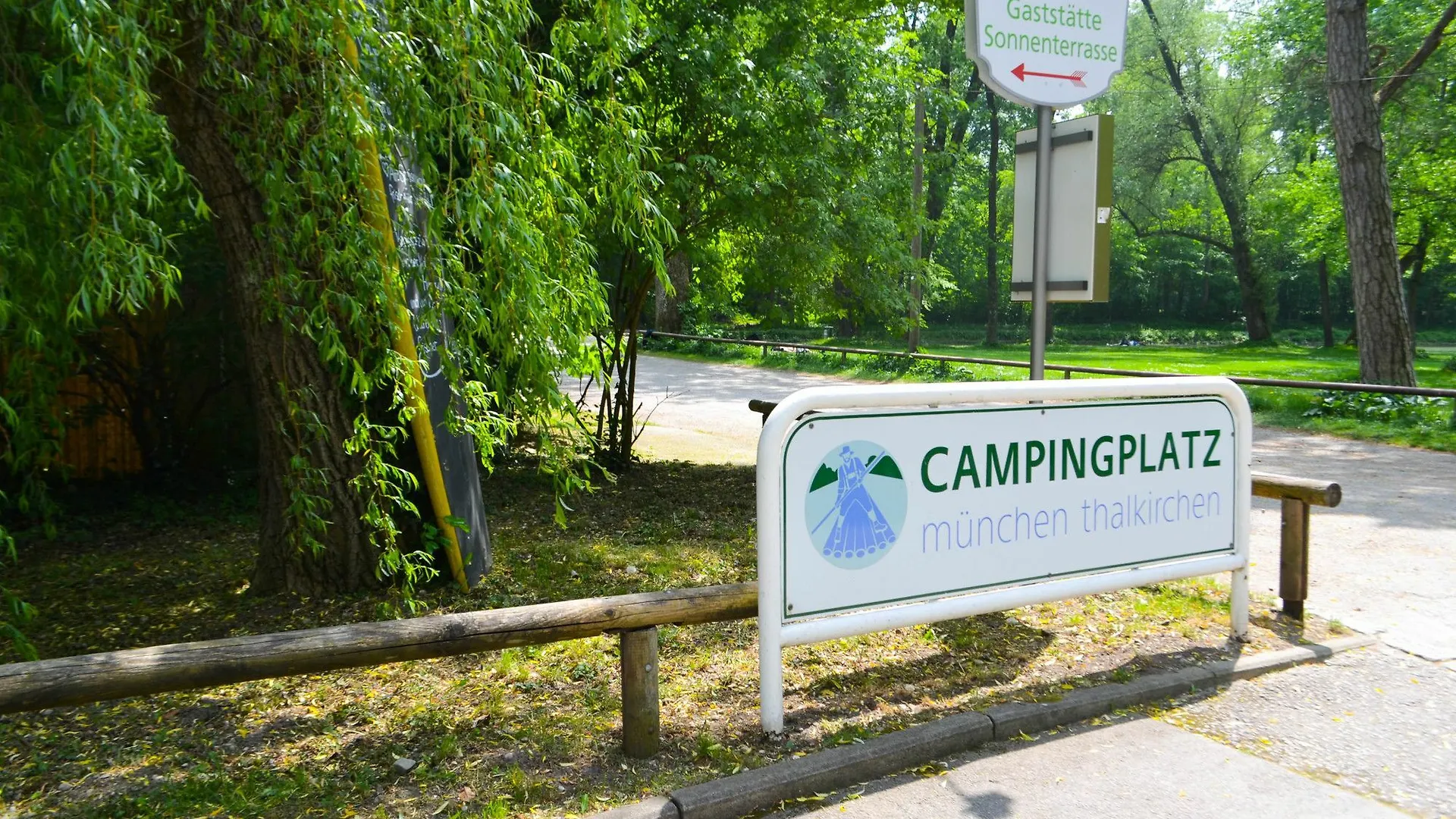 Munich Oktoberfest Glamping Hotel